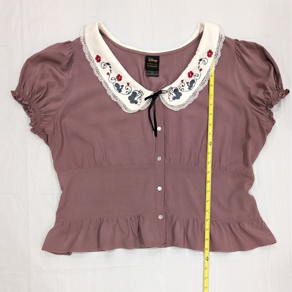Disney Her Universe Snow White Top Mauve Empire Waist Peplum Smocked Embroidered - Picture 5 of 10